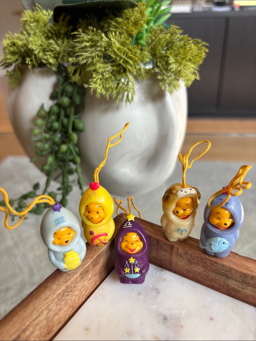 TOMY (5) Winnie the Pooh - Peek-a-Pooh Series 11 Zodiac Danglers/Charms